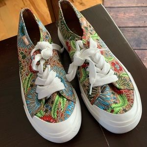 Rocket Dog Sneakers size 9